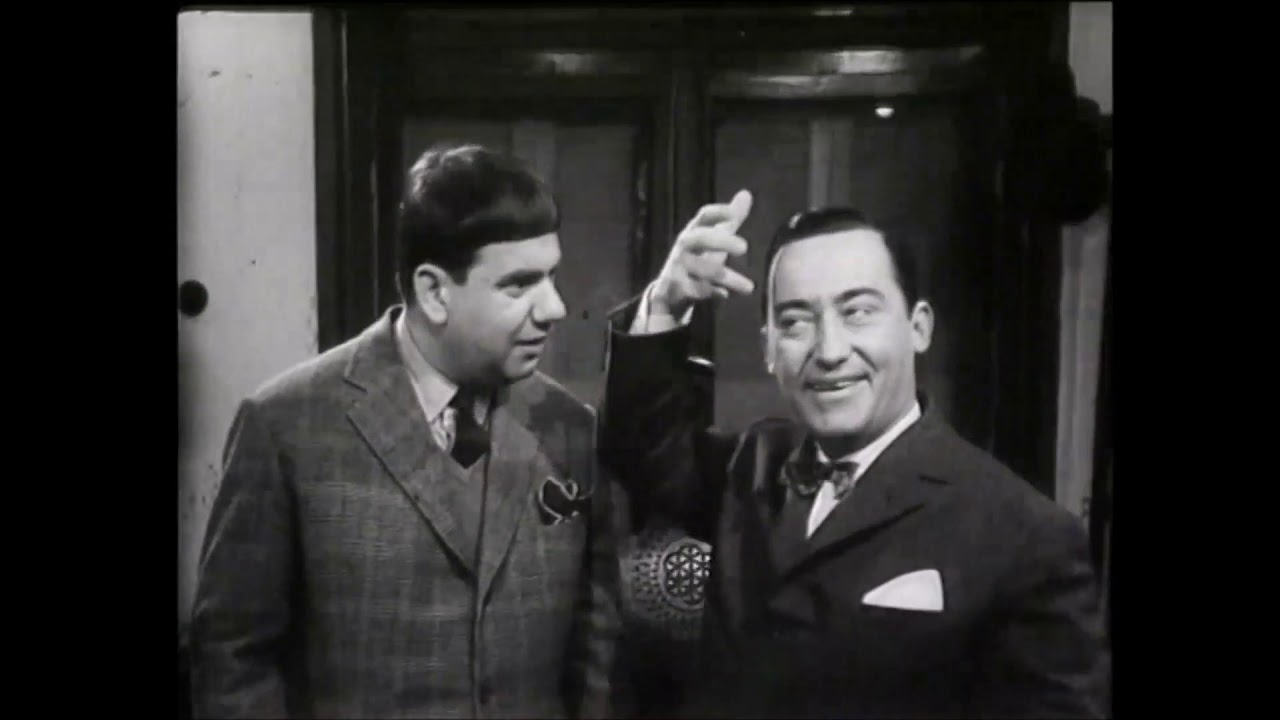 Ο Γιάννης Γκιωνάκης και ο Νίκος Ρίζος σε σκετς των  Σακελλάριου-Γιαννακόπουλου, 1962 - YouTube
