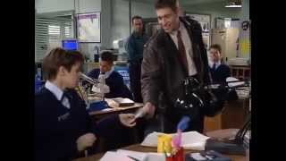 Blue Heelers S4 E20: No Means No