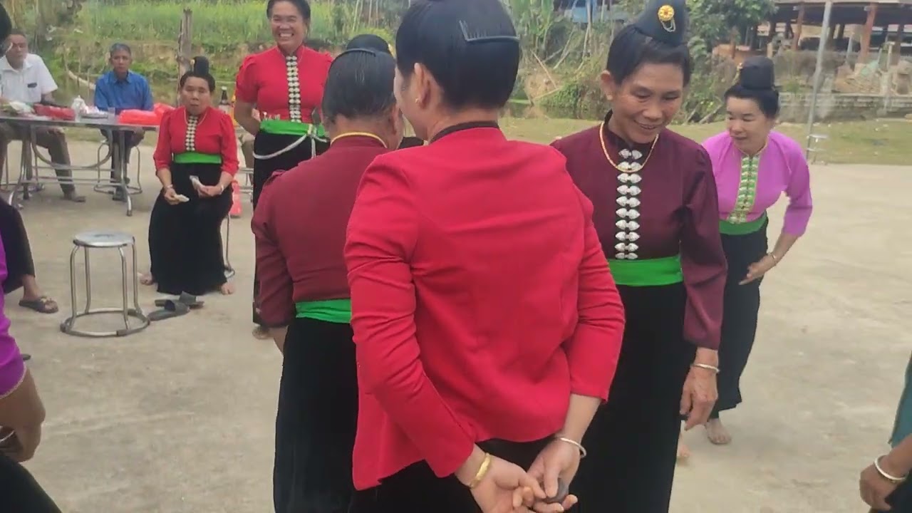 To le tại ban na phay 