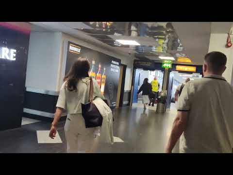 Video: Belfast International Airport Guide