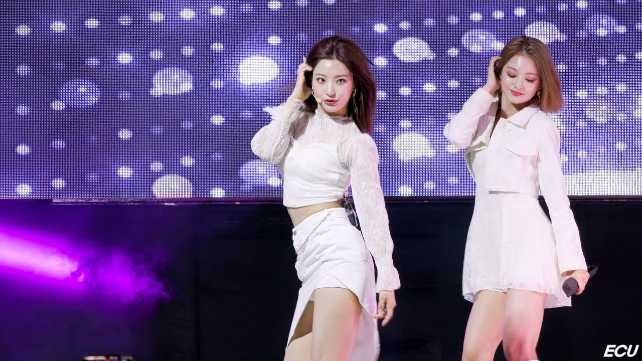 프로미스나인 (fromis_9) 이새롬 (Saerom) Talk & Talk (톡앤톡) [4K60P] 220526 원광대 축제