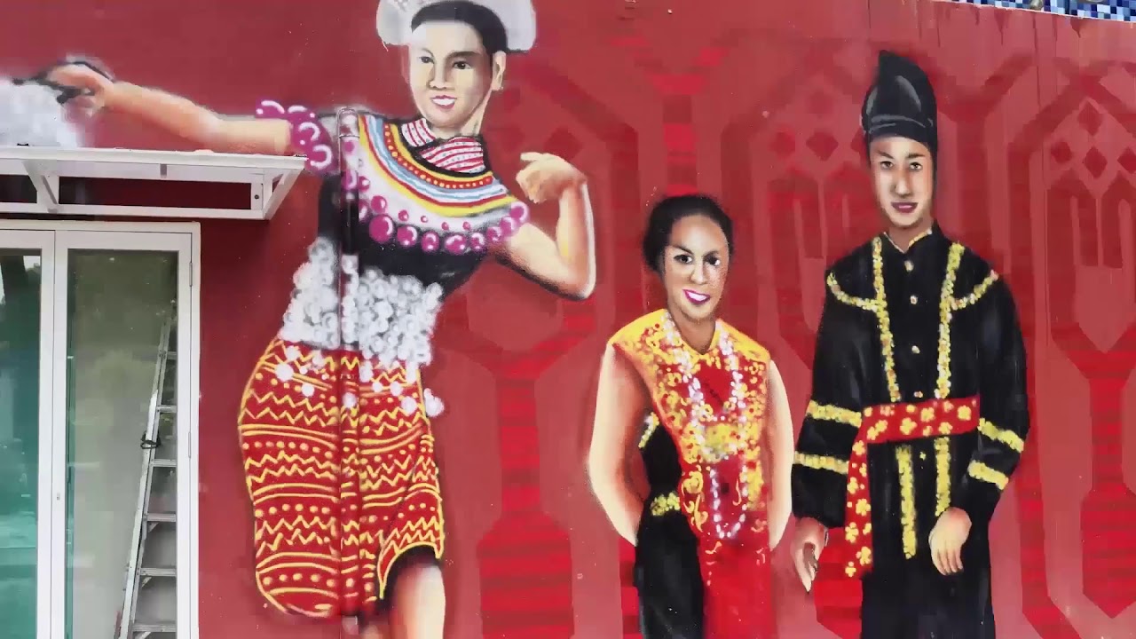 DOCUMENTARY OF MURAL ART PAINTING AT MELAKA