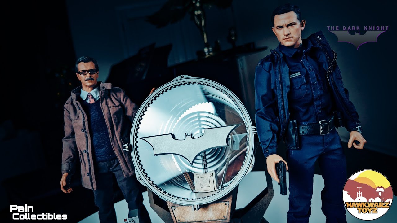 hawkwarztoyz presents: The Dark Knight Batsignal with Jim Gordon
