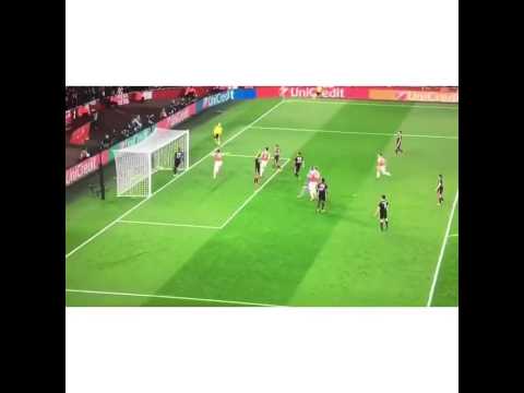 هدف ارسنال الاول على بايرن ميونخ جيرود