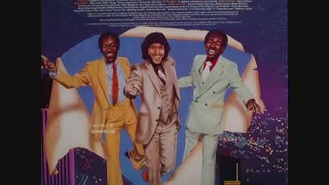 Triple "S" Connection - "Dance The Night Away" 1979