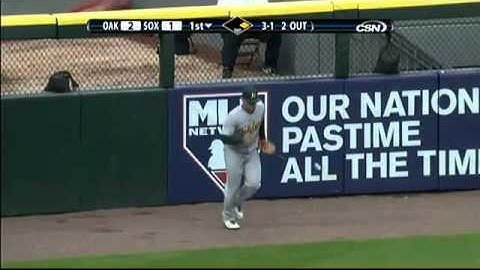 2009/06/01 Holliday keeps it in the yard