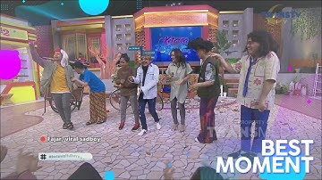 Fajar Sadboy, Joget Pun Sambil Nangis #BestMoment #KetawaItuBerkah