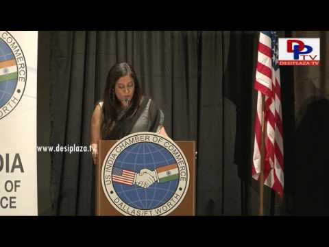 dr.diane-mcnulty,-ad-of-naveen-jindal-schools-of-utd-awarded-for-outstanding-leadership-in-education