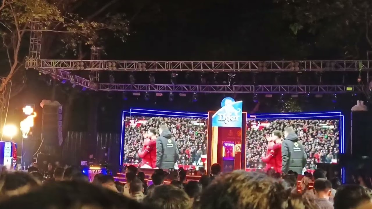 နို့ဘူးလေးသောက်ပြီး အရမ်းချိုမြိန်ခဲ့ရတဲ့ ဒါဘီညလေး‌🥰🥰