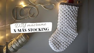 DIY Macrame Christmas Stocking [in minimalist design with contrasting top band]