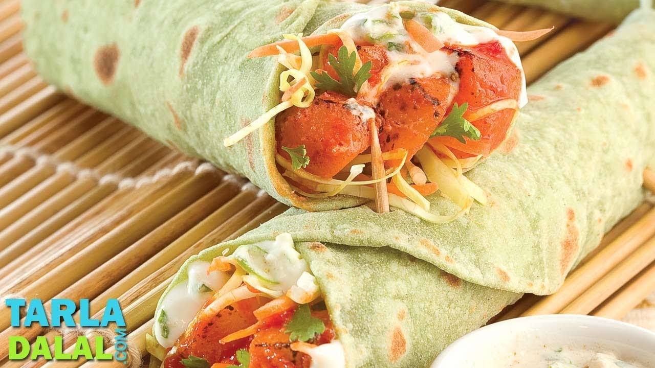 तंदुरी आलू रैप (Tandoori Aloo Wrap) by Tarla Dalal