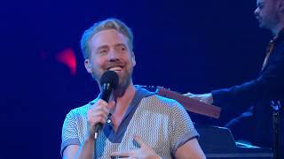 Kaiser Chiefs perform 'I Predict A Riot' | The Ray D'Arcy Show | RTÉ One