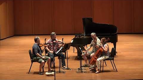 Manoir de Mes Reves / Blues en Mineur Django Reinhardt / Stephane Grappelli Arr. David Balakrishnan