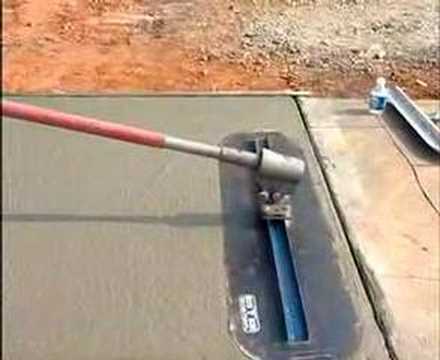 Fresno Concrete Trowel Tool Video—ConcreteNetwork.com