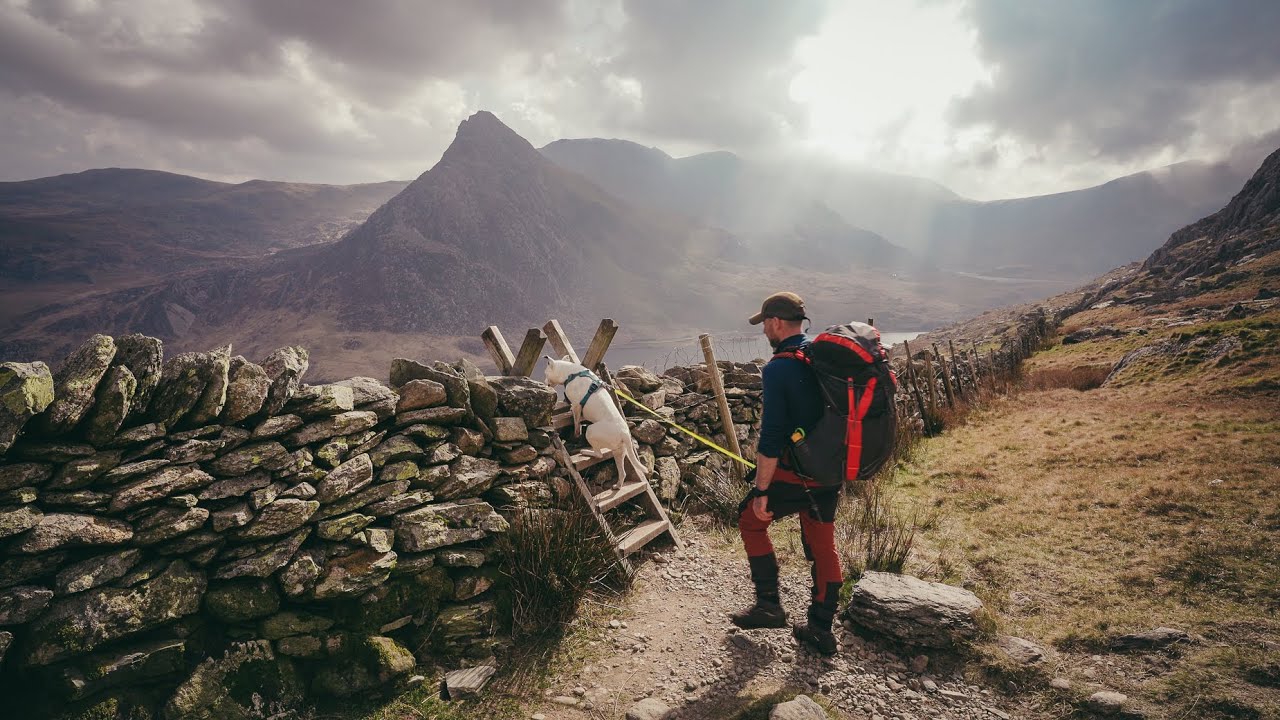 From Conwy to the Carneddau | Hiking & Wild Camping in Snowdonia | Sony a7c