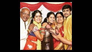 illu illalu Pillalu Serial Narmada (Anshu Reddy) with her Real Life Family