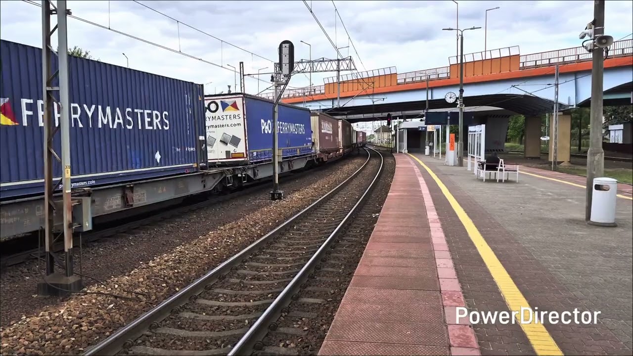 BR193 727 EUROPEAN GATEWAY SERVICES Z KONTENERAMI, BR193 427 D-ELOC Z NACZEPAMI, BR193 512 D-ELOC