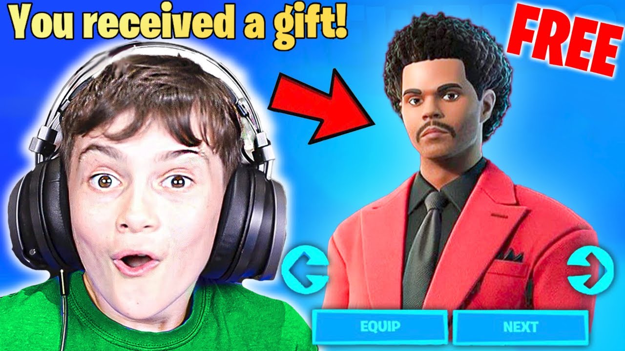 Gifting Little Bro *NEW* Weeknd Bundle in Fortnite! (FREE)
