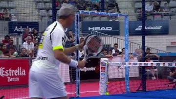 Espectacular dejada de Juan Lebrón