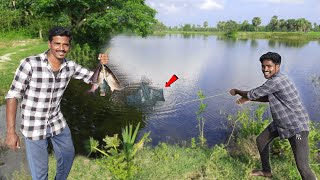 Fishing | இத வச்சு இவ்ளோ Easy aa மீன் பிடிக்கலாமா.! | Unbelievable Fish Catching |Mr.village vaathi