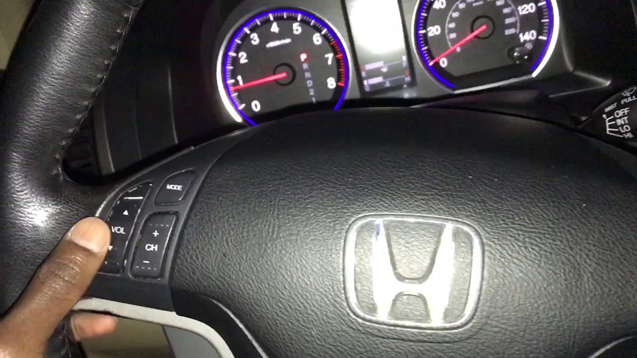 Honda CRV CD changer stereo system - YouTube