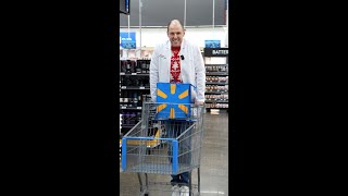 Holiday shopping at Walmart with @MatthewPHD