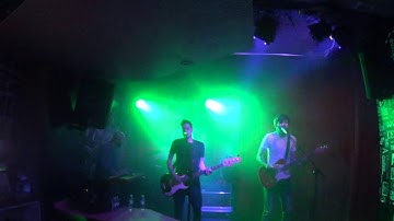 Pull My Strings - Kaleidoscope (Directo El 21)