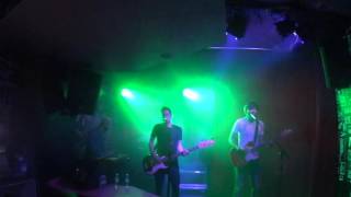 Pull My Strings - Kaleidoscope (Directo El 21)