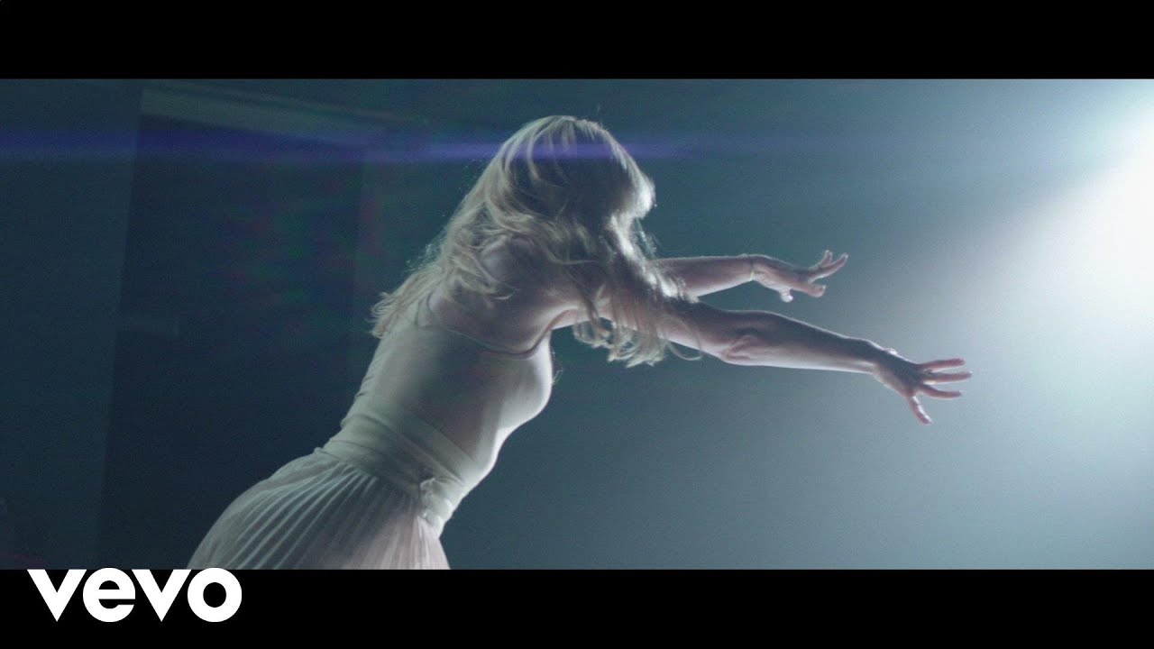 Obejrzyj The Pierces - Creation w YouTube Obejrzyj The Pierces - Creation w YouTube