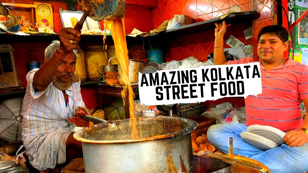 Indian Street Food KOLKATA | Street food fit for a KING in huge Kolkata market |Street food in India | Chasing a Plate - Thomas & Sheena