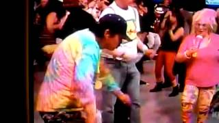 Kofy dance party