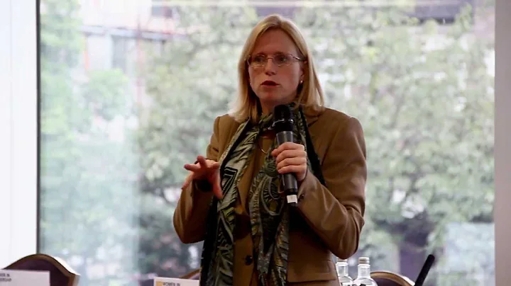 Inge Woudstra on Gender Difference and Gender Dive...