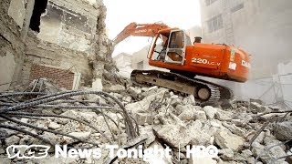 Mosul Residents Are Rebuilding The Demolished City On Their Own (HBO)