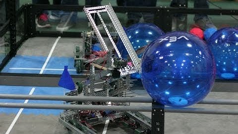 "VEX Toss Up" robotics competition at Warren Central