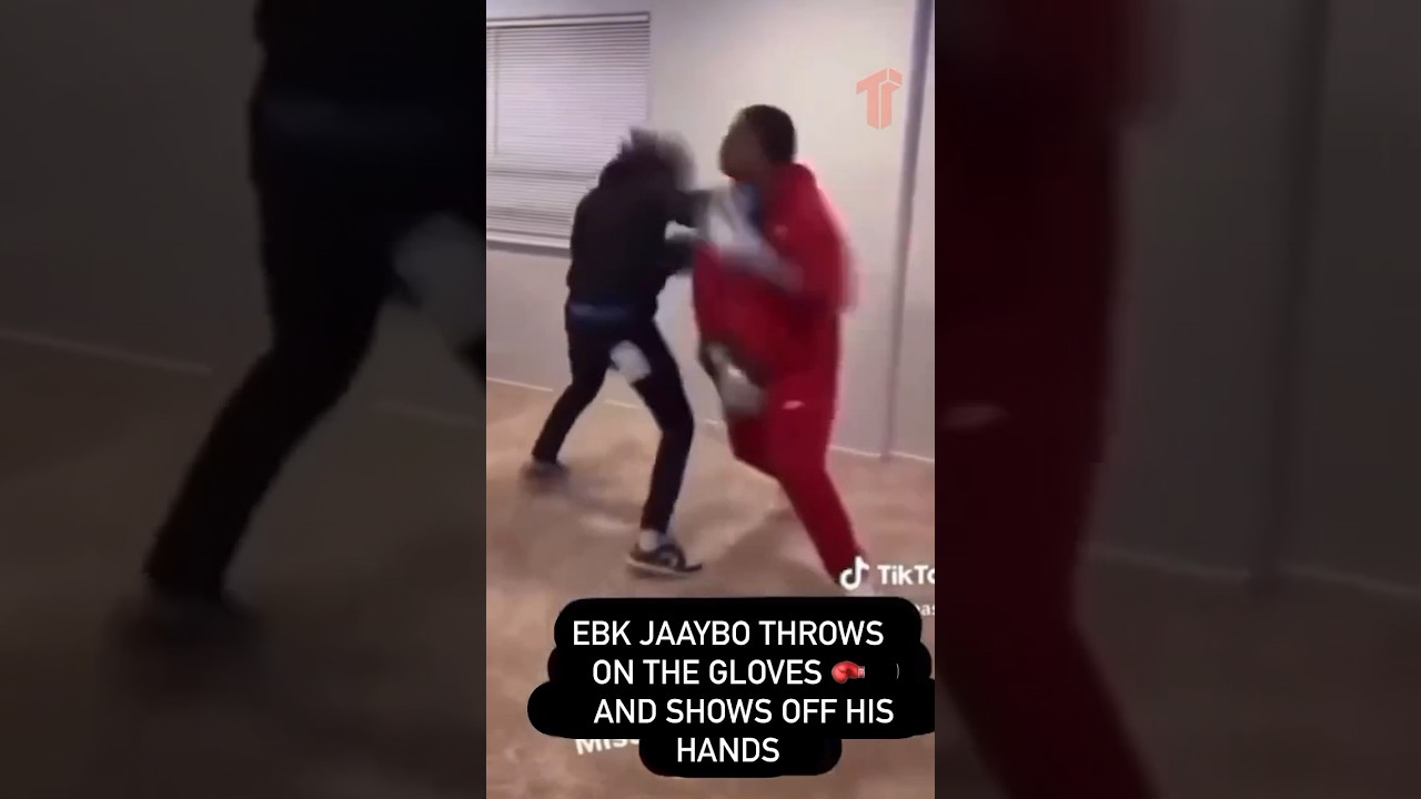 #EBKJaaybo runs fade with fellow member #EBKLeebo 👀