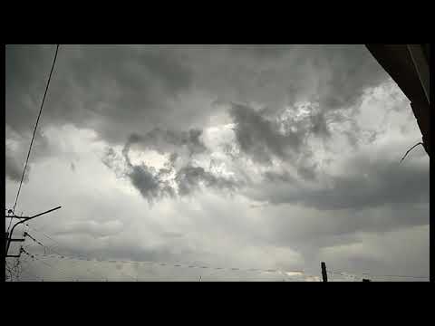 смерч шарыпово центр. смерч в тюмени. торнадо в краснокаменске. 2022. смерч в перми вчера видео.