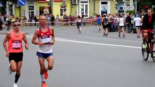 Бег лидеров 29-го Сибирского международного марафона (Омск, 04.08.2018)