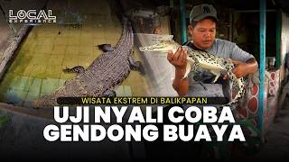 Test Your Courage! Try Carrying a Crocodile Live at the Balikpapan Captivity! It'll Make Your Hea...