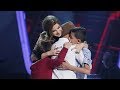 لحظات مؤثرة تجمع آدم النجار برفاقه على مسرح the voice kids  بعد أن أختير في مرحلة المواجهة