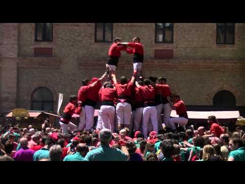 Castellers de Barcelona: 2d8f Nou Barris 17/05/2015