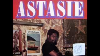 Astasie Philogène - Manuella