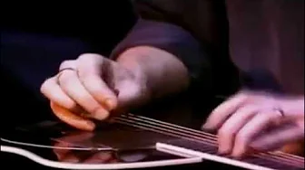 Jeff Healey - Angel Eyes (acoustic - live in Belgium 1993) Jeff Healey - Angel Eyes (acoustic - live in Belgium 1993)