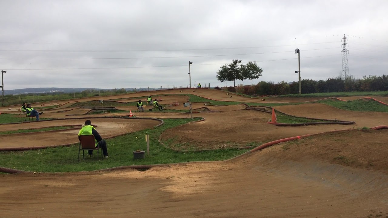 Manche Coupe de France TT 1/8 électrique à Sens A2Tech