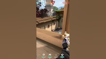 Omen tp is too strong #valorant #shorts #gamingshorts