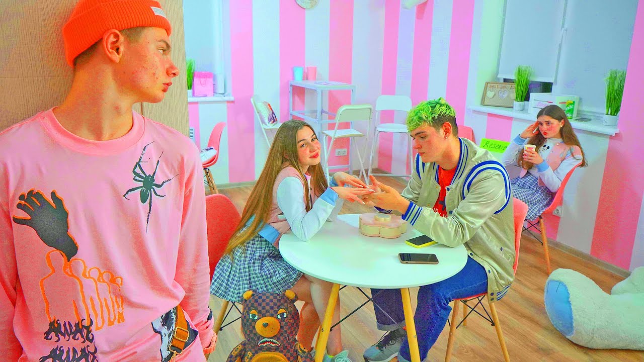 ¡Lo que Smile aprendió sobre su novia Diana! ¡Smilie escuchó la conversación de Diana!