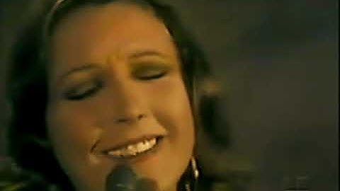 Angelica Maria "Paso a pasito" (1974)  (éxito de 1963)