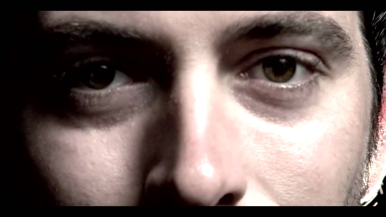 Regardez Garbo - Voglio morire giovane (CENSORED) sur YouTube Regardez Garbo - Voglio morire giovane (CENSORED) sur YouTube