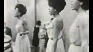 Video voorbeeld van "The Supremes - Baby Love"