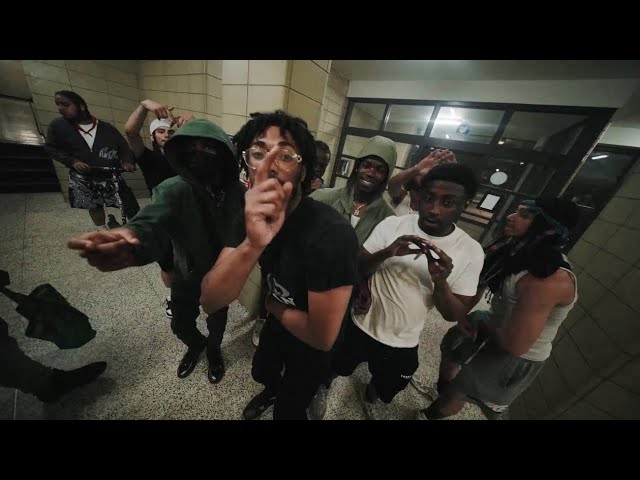 SWAGMANX10000 - COURAGE FLOW auf YouTube ansehen SWAGMANX10000 - COURAGE FLOW auf YouTube ansehen