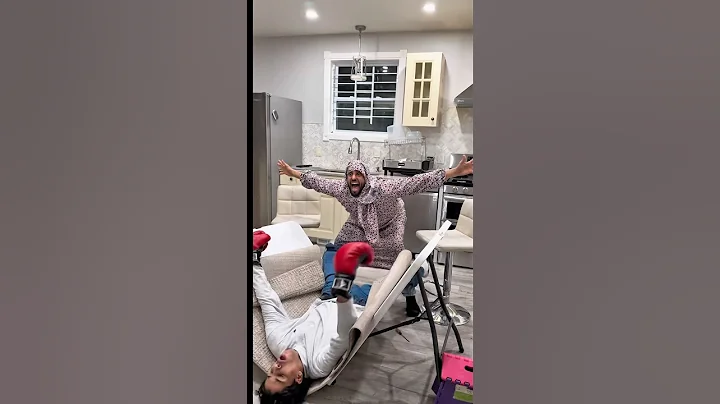 Joking around with your Yemeni Mom😭